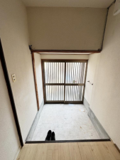 岸和田市西之内町、中古一戸建ての画像です