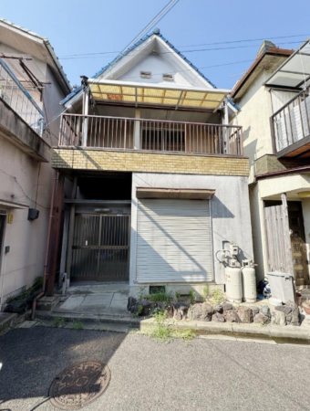岸和田市西之内町、中古一戸建ての画像です