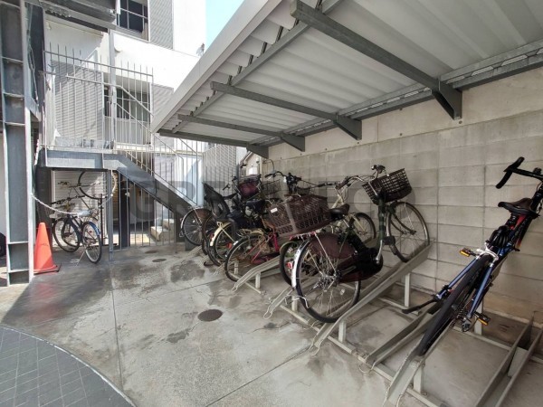 大阪市西区本田、マンションの画像です