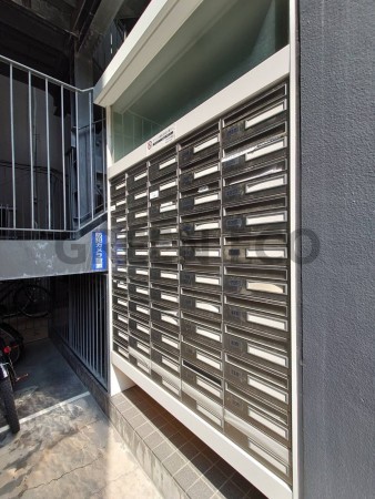 大阪市西区本田、マンションの画像です