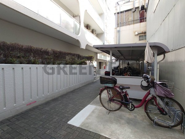 大阪市浪速区桜川、マンションの画像です