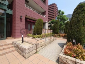 大阪市西区川口、マンションの画像です