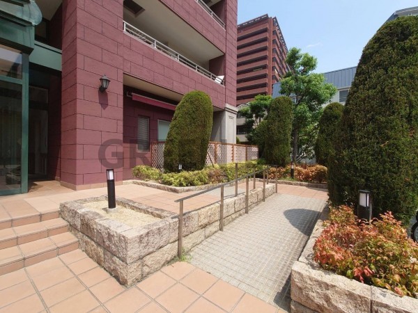 大阪市西区川口、マンションの画像です