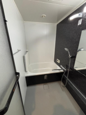 和泉市府中町、マンションの画像です