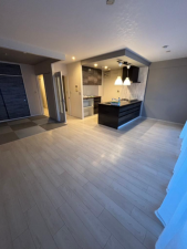 和泉市府中町、マンションの画像です