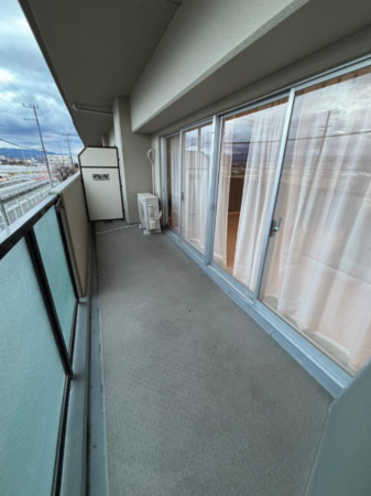 和泉市府中町、マンションの画像です