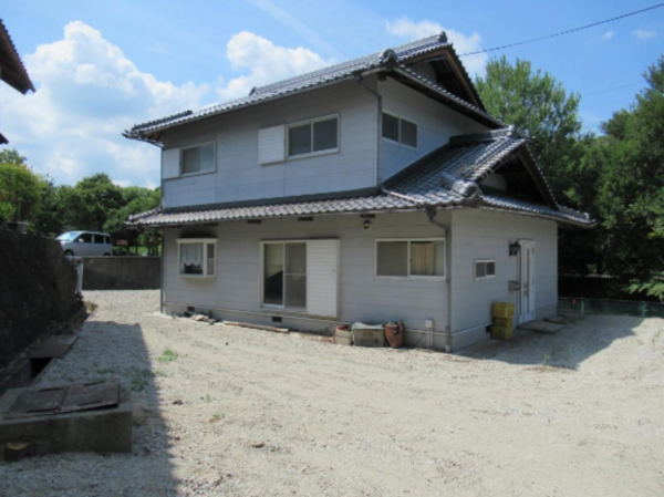 和泉市久井町、中古一戸建ての画像です