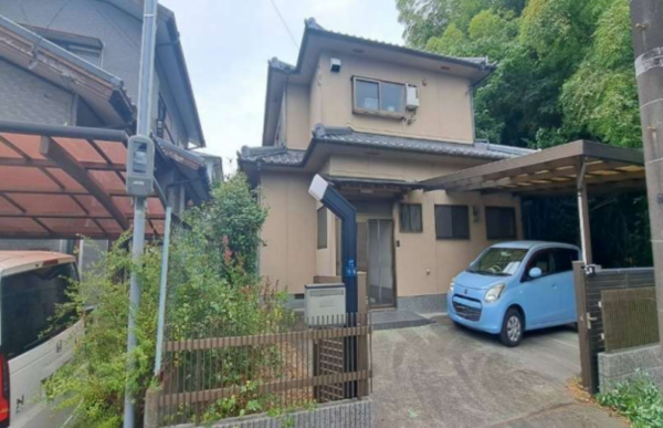 和泉市山荘町、中古一戸建ての画像です