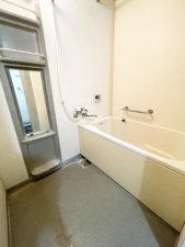 岸和田市下野町、マンションの画像です