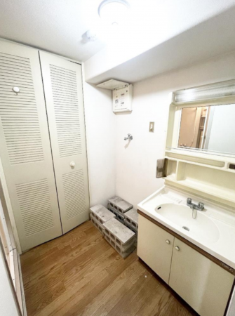 岸和田市下野町、マンションの画像です