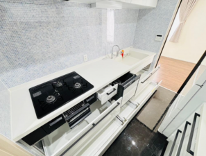 岸和田市港緑町、マンションの画像です