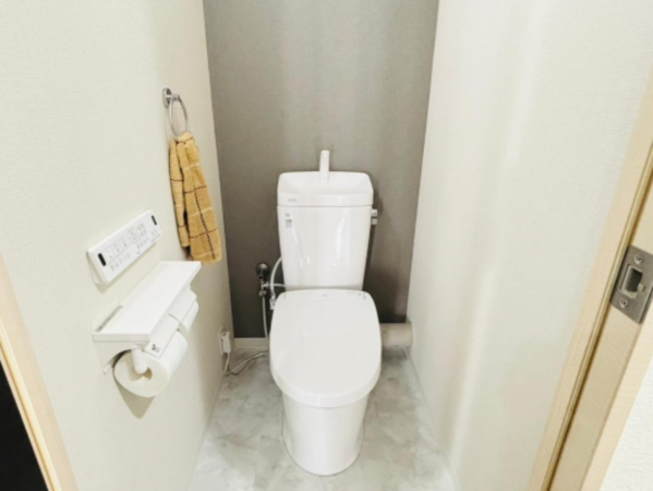 岸和田市港緑町、マンションの画像です