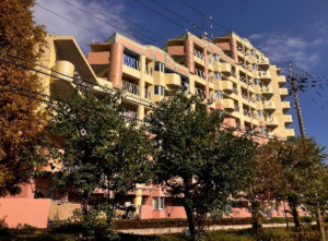 和泉市いぶき野、マンションの画像です