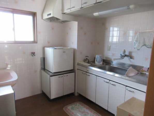 和泉市東阪本町、収益物件/店舗付住宅の画像です