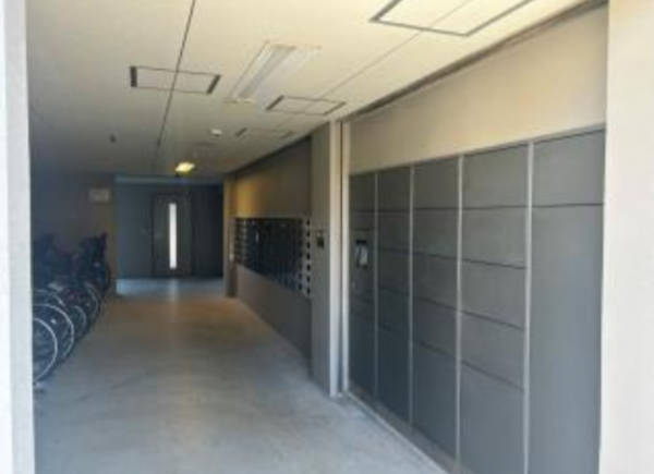 岸和田市沼町、マンションの画像です