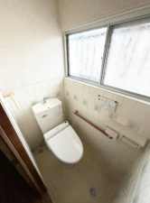 岸和田市上松町、中古一戸建ての画像です