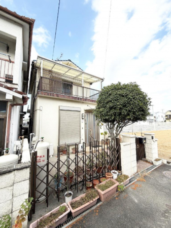 岸和田市上松町、中古一戸建ての画像です