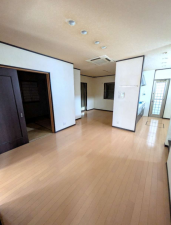 和泉市伯太町、中古一戸建ての画像です