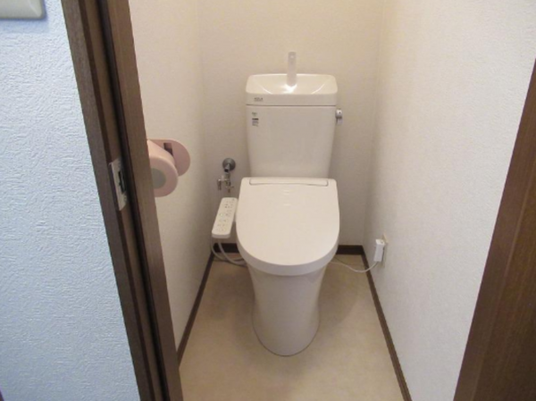 和泉市肥子町、中古一戸建ての画像です