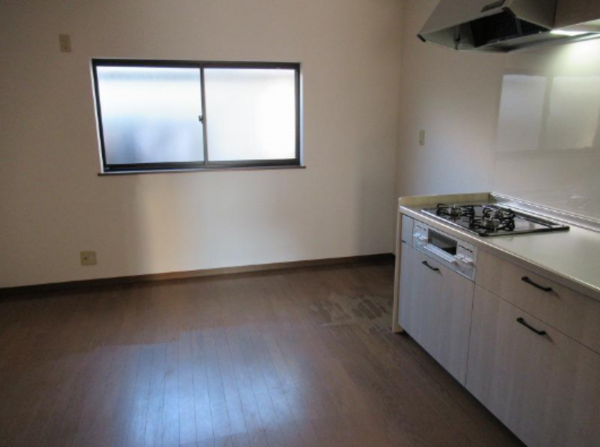 和泉市肥子町、中古一戸建ての画像です