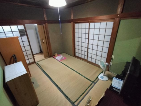 岸和田市春木若松町、中古一戸建ての画像です