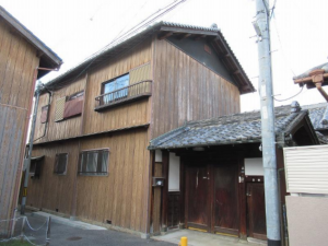 和泉市池田下町、中古一戸建ての画像です