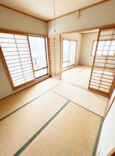 岸和田市三田町、中古一戸建ての画像です