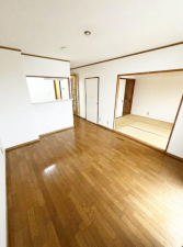 岸和田市沼町、マンションの画像です