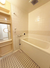 岸和田市沼町、マンションの画像です