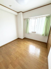 岸和田市沼町、マンションの画像です