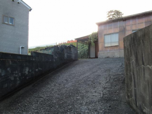 和泉市唐国町、土地の画像です