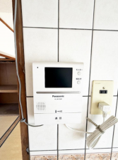 和泉市阪本町、マンションの画像です