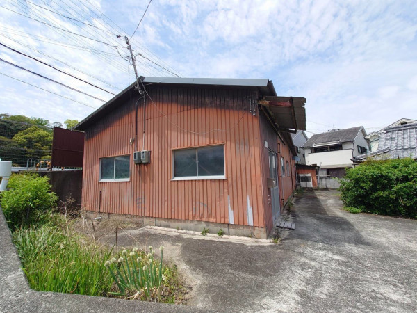 岸和田市摩湯町、土地の画像です