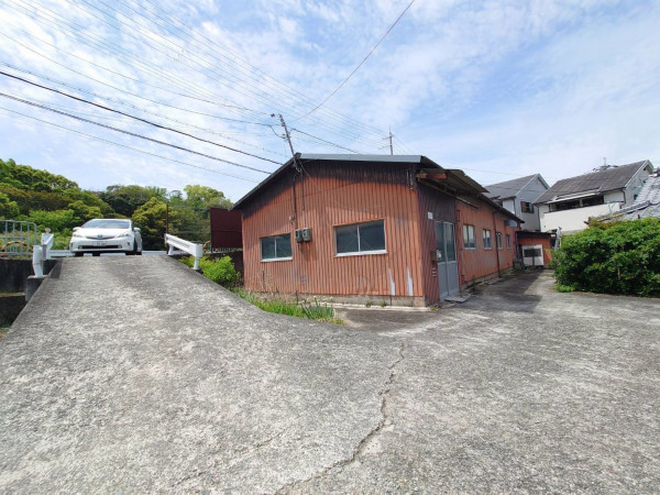 岸和田市摩湯町、土地の画像です