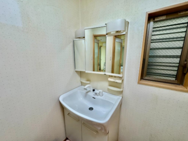 岸和田市宮本町、中古一戸建ての画像です