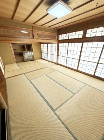 和泉市唐国町、中古一戸建ての画像です