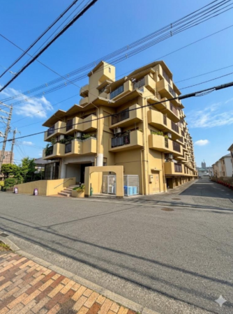 岸和田市神須屋町、マンションの画像です
