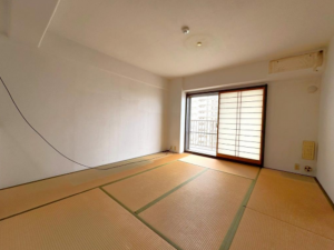 和泉市伏屋町、マンションの画像です