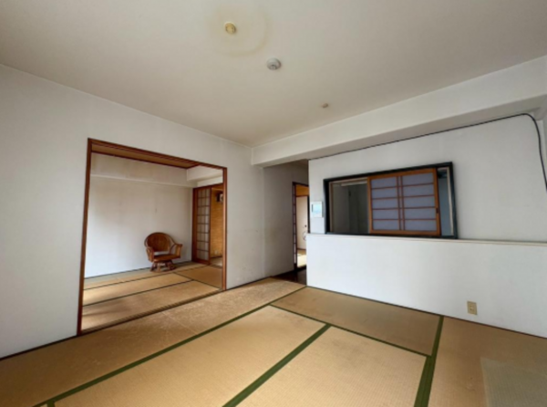 和泉市伏屋町、マンションの画像です