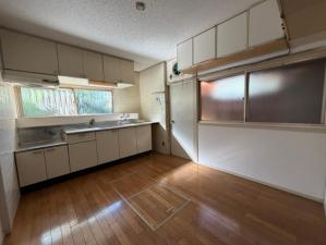 岸和田市上松町、中古一戸建ての画像です