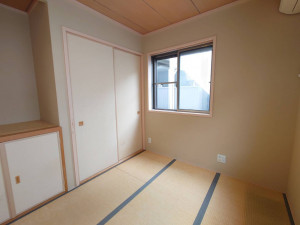 岸和田市中之浜町、中古一戸建ての画像です