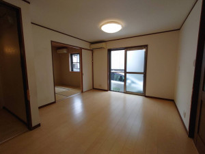 岸和田市中之浜町、中古一戸建ての画像です