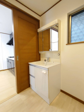 岸和田市中之浜町、中古一戸建ての画像です
