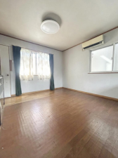 岸和田市西之内町、中古一戸建ての画像です