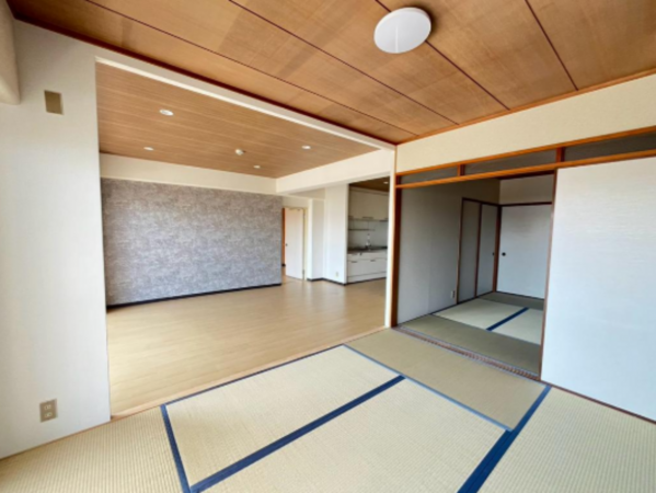 岸和田市下野町、マンションの画像です