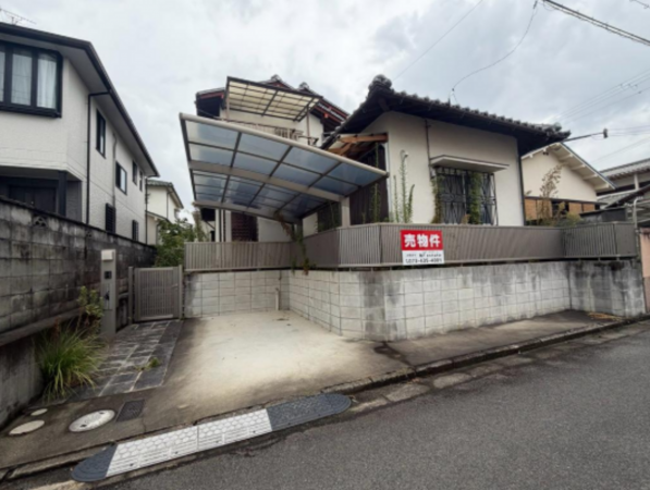 岸和田市山直中町、中古一戸建ての画像です
