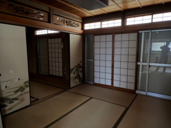 岸和田市山直中町、中古一戸建ての画像です