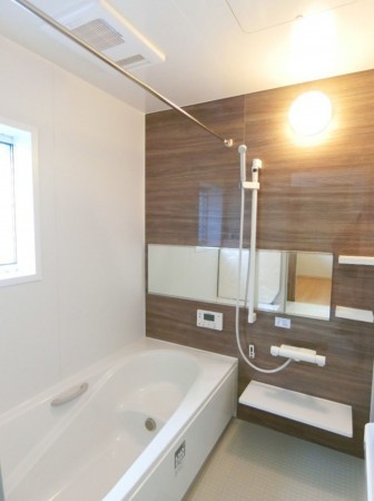 多賀城市伝上山、新築一戸建ての風呂画像です