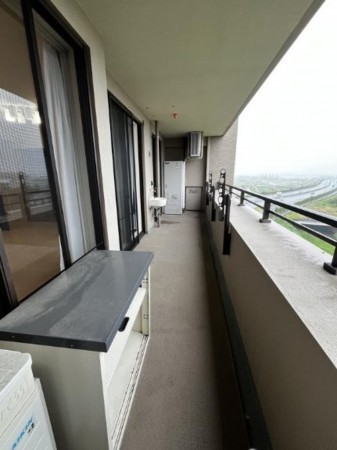 仙台市宮城野区新田東、マンションのバルコニー画像です