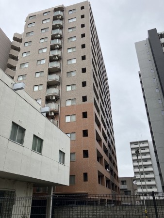 仙台市宮城野区鉄砲町東、マンションの画像です